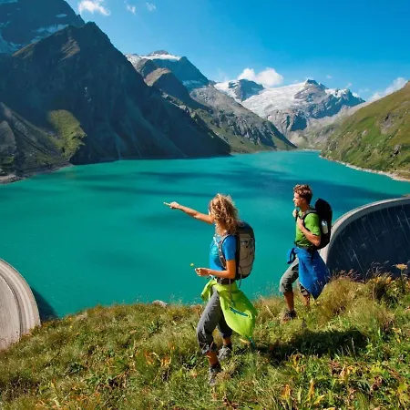 With Beautiful View Near Zell Am See, With Sauna شقة